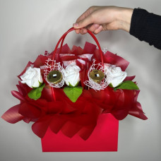 BS1-024 Bag with Raffaello candies, Ferrero with soapy roses, height 30cm, width 22cm