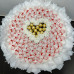 BS1-029 Bukiet z rafaello, z ferrero rocher oraz białych  kwiatów 50*50cm