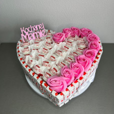 BS1-035 Heart Raffaello with pink soapy roses and Kinder chocolates, height 11cm, diameter 32cm.