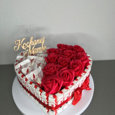 BS1-036 Tort Raffaello with red soap flowers and Kinder, height 11cm, diameter 22cm